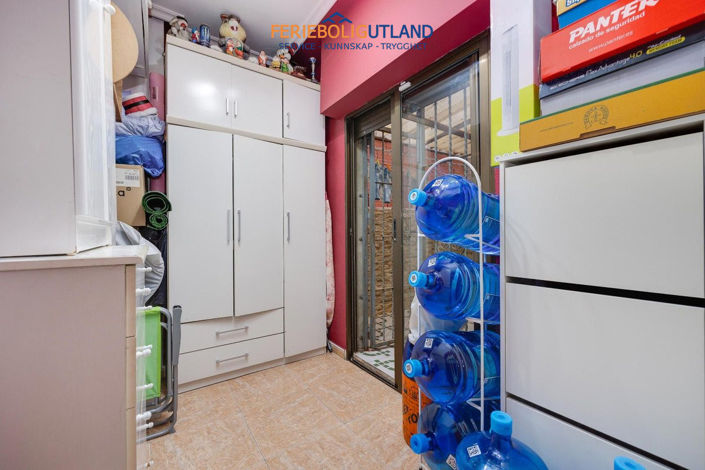 Image No.38-5 Bed Apartment for sale