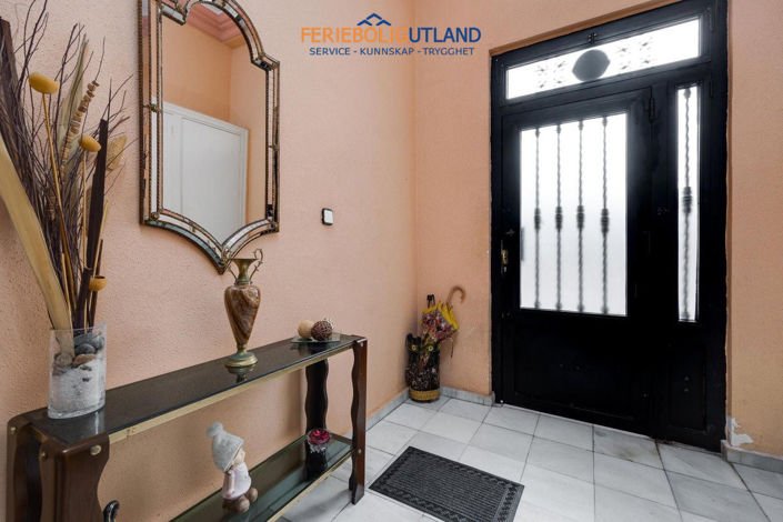 Image No.4-5 Bed Apartment for sale
