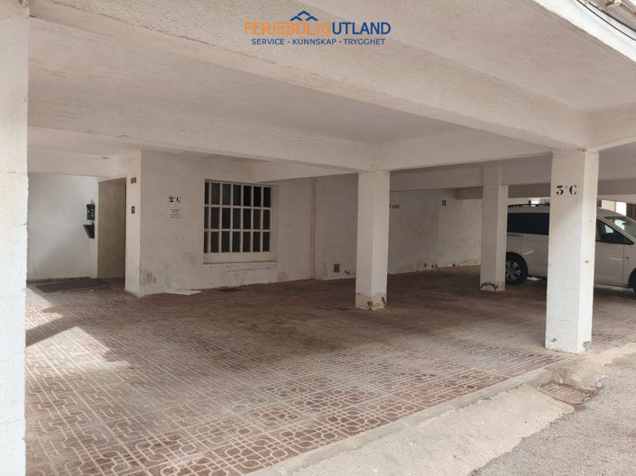 Image No.18-3 Bed Apartment for sale