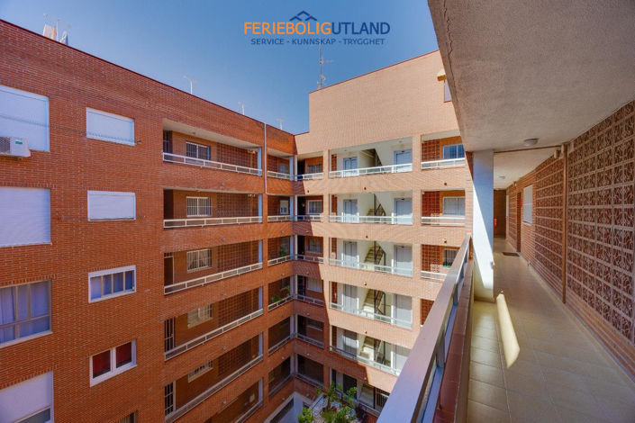 Image No.27-2 Bed Apartment for sale