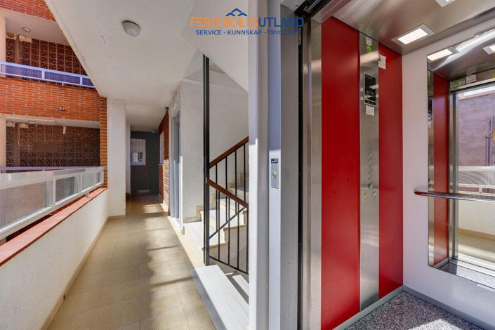 Image No.28-2 Bed Apartment for sale
