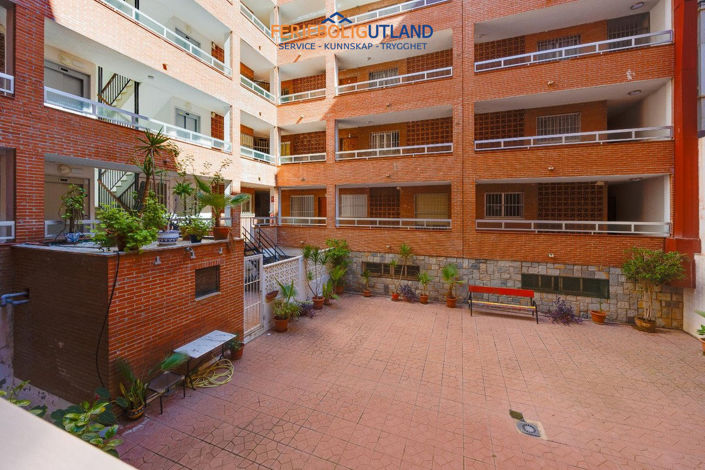 Image No.29-2 Bed Apartment for sale