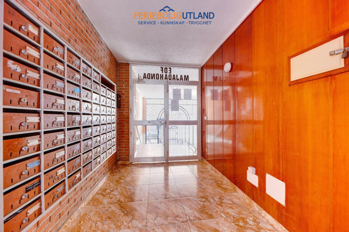 Image No.30-2 Bed Apartment for sale
