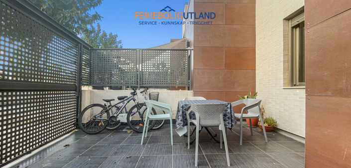 Image No.19-3 Bed Townhouse for sale