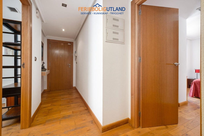 Image No.13-3 Bed Apartment for sale