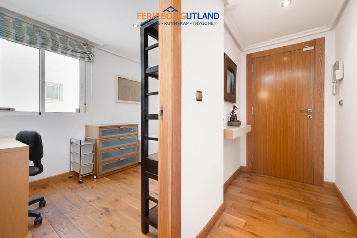 Image No.20-3 Bed Apartment for sale