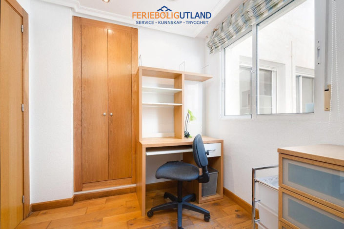 Image No.24-3 Bed Apartment for sale