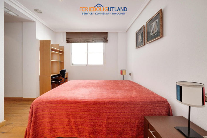 Image No.30-3 Bed Apartment for sale