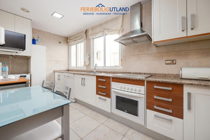 Image No.32-3 Bed Apartment for sale
