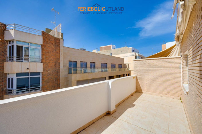 Image No.34-3 Bed Apartment for sale
