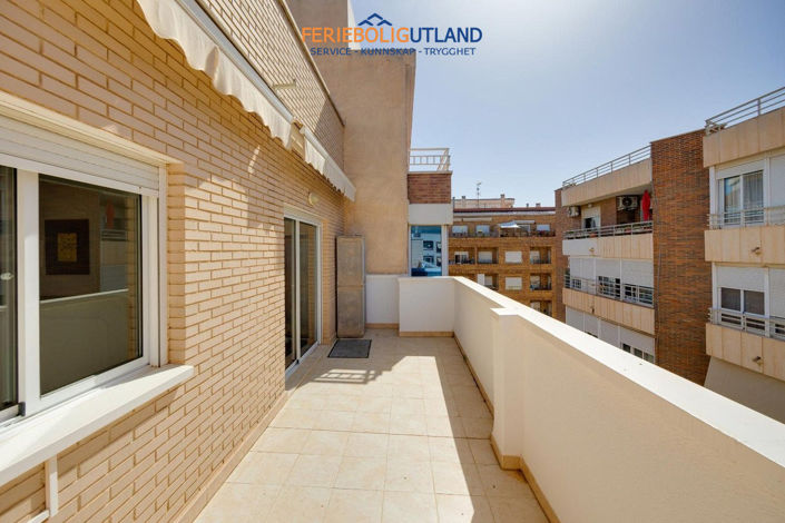 Image No.35-3 Bed Apartment for sale