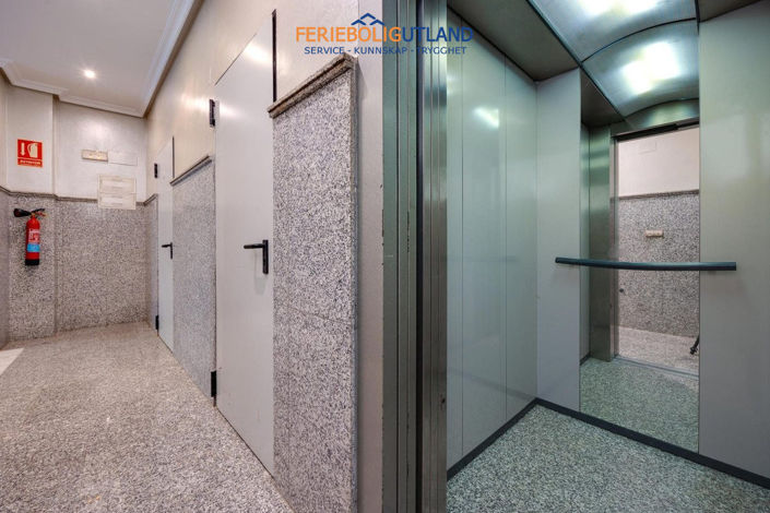 Image No.41-3 Bed Apartment for sale