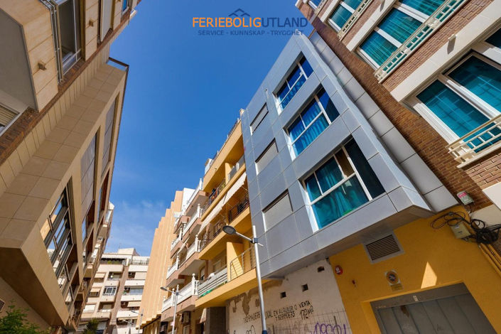 Image No.50-3 Bed Apartment for sale