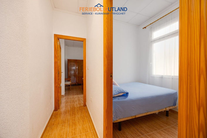 Image No.17-3 Bed Apartment for sale