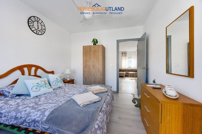 Image No.17-2 Bed Bungalow for sale