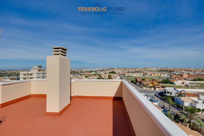 Image No.21-2 Bed Apartment for sale
