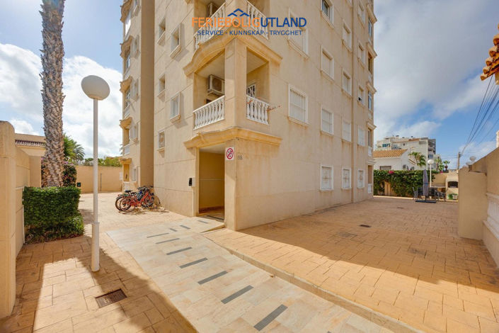 Image No.29-2 Bed Apartment for sale