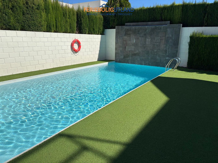 Image No.27-3 Bed Townhouse for sale
