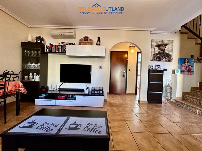 Image No.18-3 Bed Townhouse for sale
