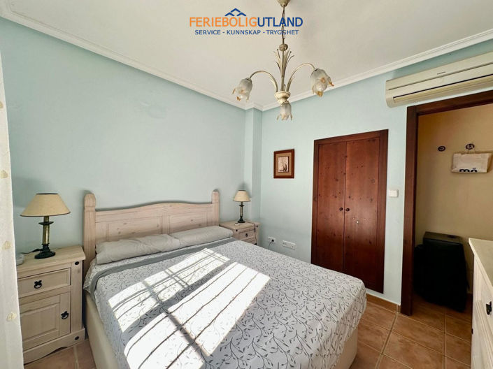 Image No.20-3 Bed Townhouse for sale