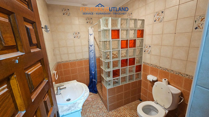 Image No.13-3 Bed Townhouse for sale