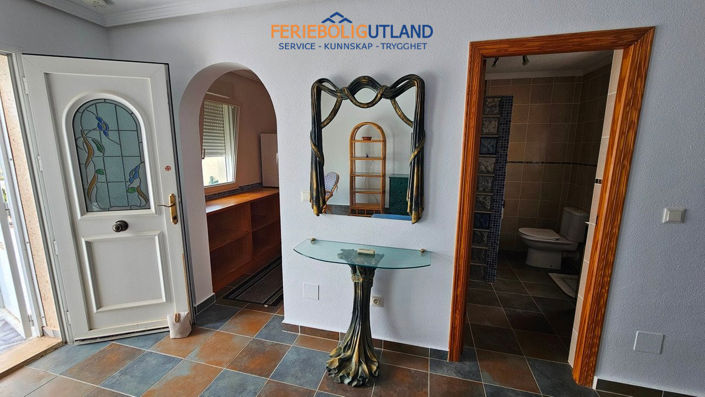 Image No.26-3 Bed Townhouse for sale