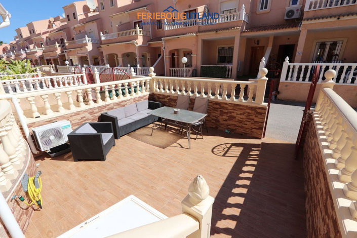 Image No.21-3 Bed Townhouse for sale