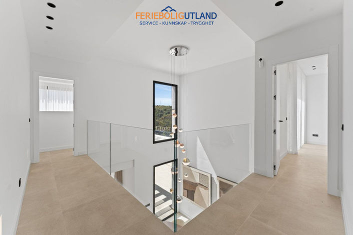 Image No.42-4 Bed Villa for sale