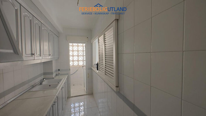 Image No.13-3 Bed Apartment for sale