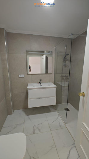 Image No.20-3 Bed Apartment for sale