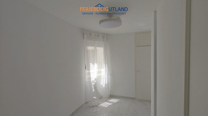 Image No.24-3 Bed Apartment for sale