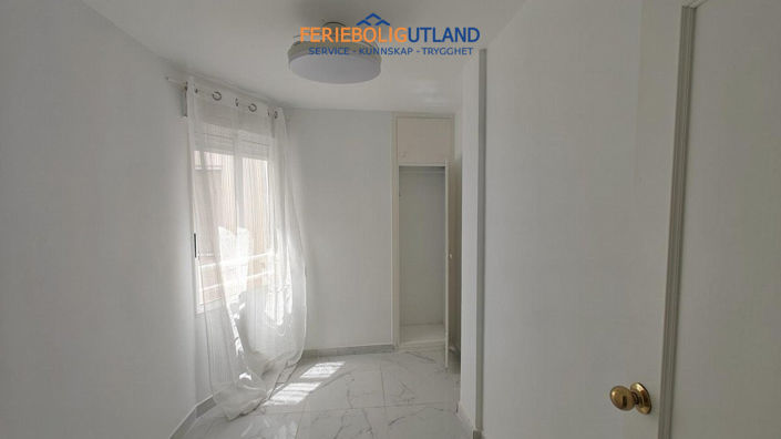 Image No.25-3 Bed Apartment for sale