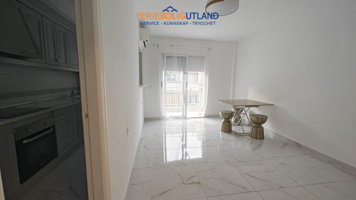 Image No.8-3 Bed Apartment for sale