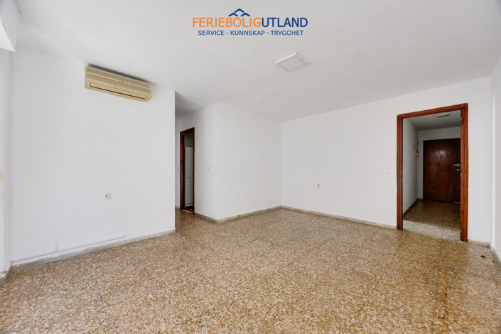 Image No.10-3 Bed Apartment for sale