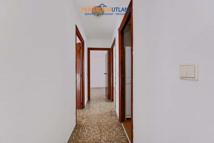 Image No.14-3 Bed Apartment for sale