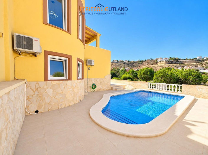 Image No.3-3 Bed Villa for sale