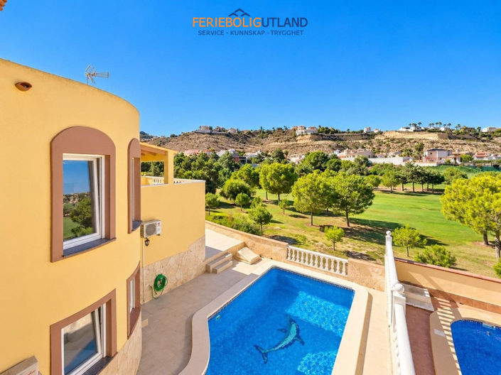Image No.35-3 Bed Villa for sale