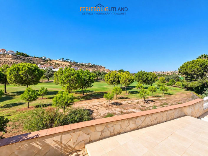 Image No.4-3 Bed Villa for sale