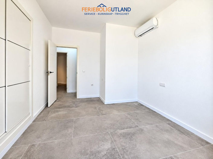 Image No.5-3 Bed Villa for sale