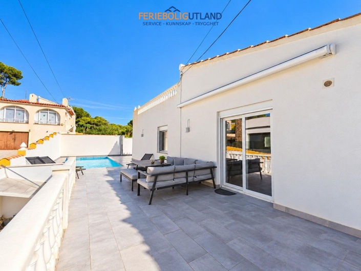 Image No.15-5 Bed Villa for sale