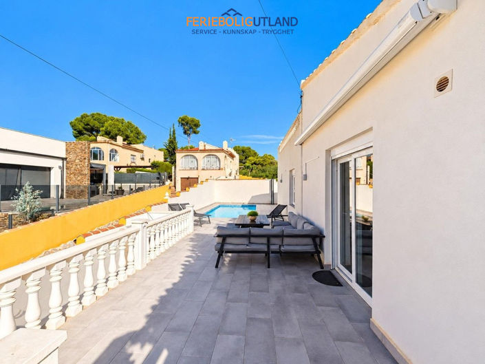 Image No.22-5 Bed Villa for sale
