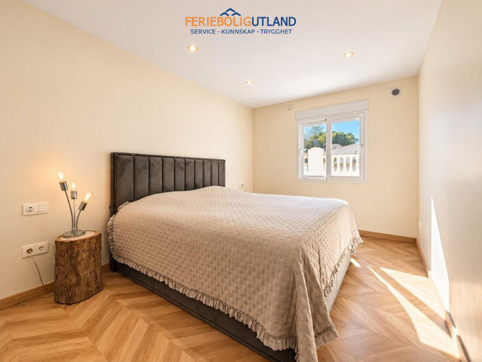 Image No.39-5 Bed Villa for sale