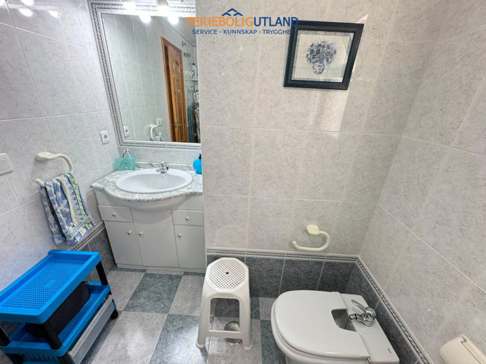 Image No.11-2 Bed Apartment for sale