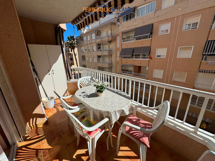 Image No.20-2 Bed Apartment for sale