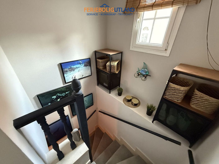 Image No.29-3 Bed Townhouse for sale