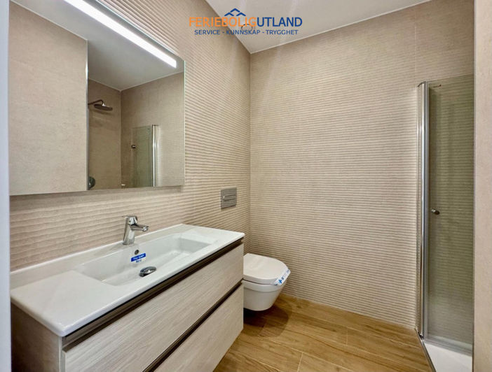 Image No.13-2 Bed Apartment for sale
