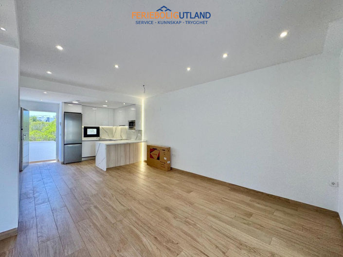 Image No.19-2 Bed Apartment for sale