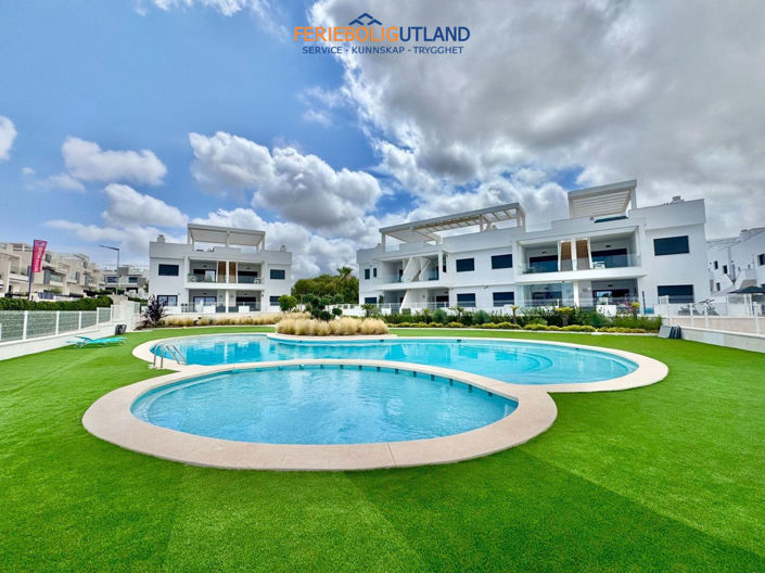 Image No.4-2 Bed Apartment for sale