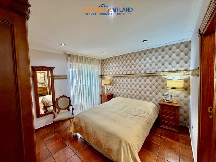 Image No.26-4 Bed Villa for sale