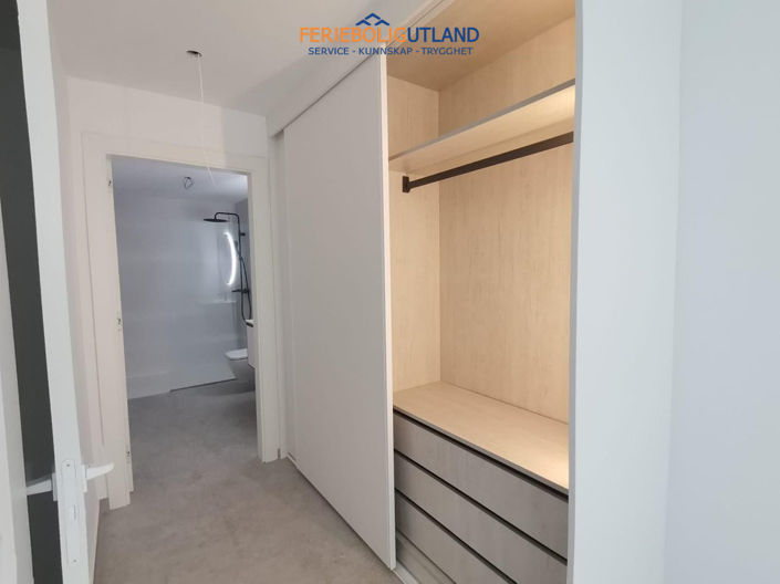 Image No.11-3 Bed Apartment for sale
